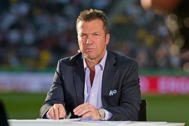 莱万：我对助攻感到高兴；球迷应该会满意我们的表现（莱万：助攻让我很开心，球迷应该会对我们的表现满意）