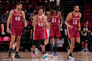 凯恩谈对阵阿森纳：在热刺待了这么久，这场比赛确实有些特殊（凯恩谈阿森纳之战：效力热刺多年，这一战意义非凡）