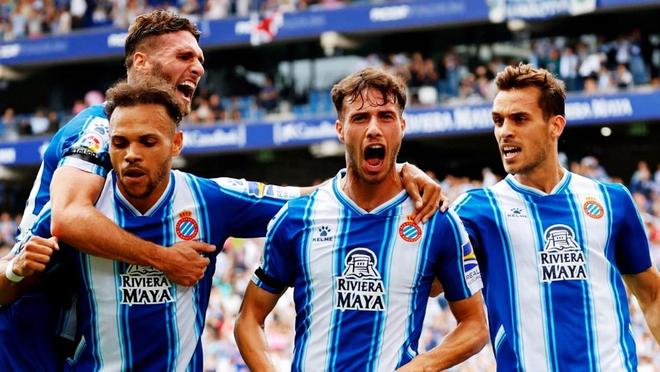 小波特33+10+5带队逆转！篮网113-103击败公牛豪取两连胜（小波特33+10+5发威助逆转，篮网113-103力克公牛豪取两连胜）