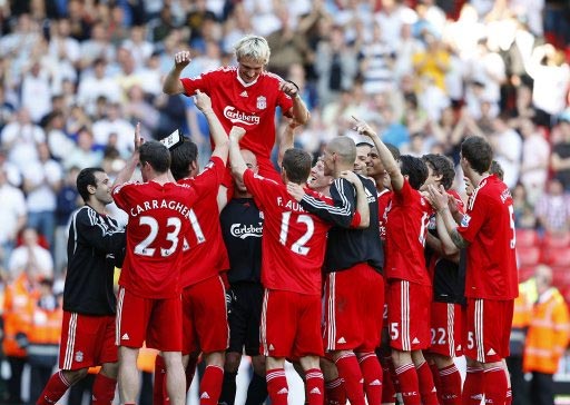 库普梅纳斯：我踢后卫感觉很好；斯帕莱蒂带来了积极的氛围（库普梅纳斯：踢后卫同样自在，斯帕莱蒂为球队注入积极氛围）