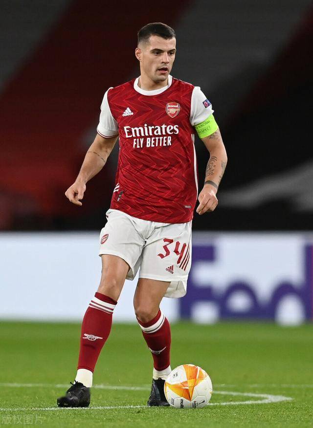 巴萨客战贝蒂斯名单：莱万、亚马尔领衔，费尔明、德容回归（巴萨公布客战贝蒂斯大名单：莱万、亚马尔领衔，费尔明、德容复出）